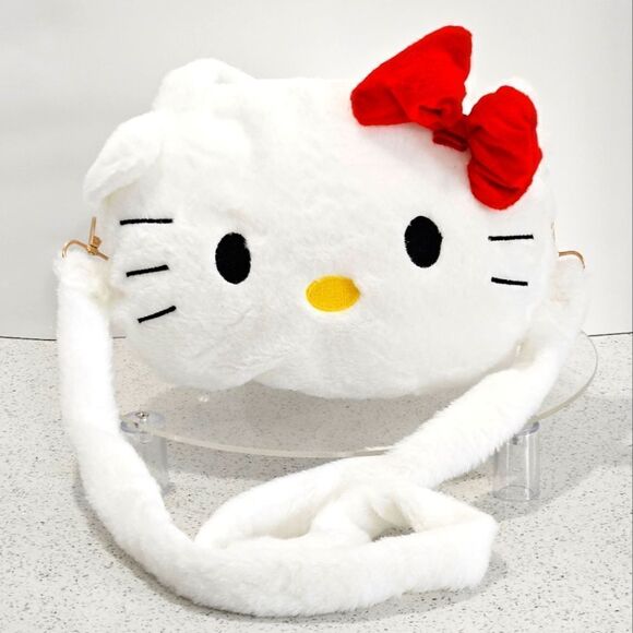 Hello Kitty, fluffy purse. Has handles and a strap. New - Picture 1 of 4
